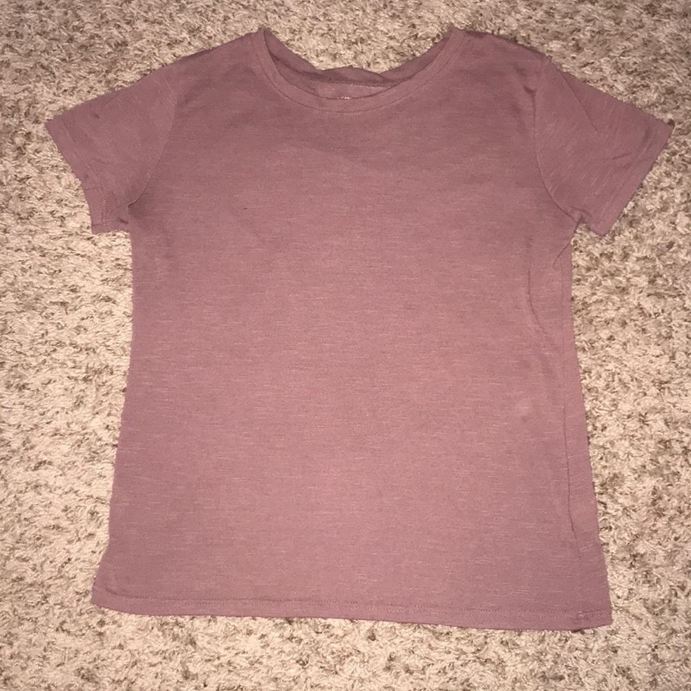 mauve colored t shirt